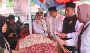 Wakil Gubernur Jambi Drs. H. Abdullah Sani, M.Pd.I memastikan ketersediaan dan stabilitas harga bahan pangan pokok di Provinsi Jambi dalam kondisi aman dan terkendali